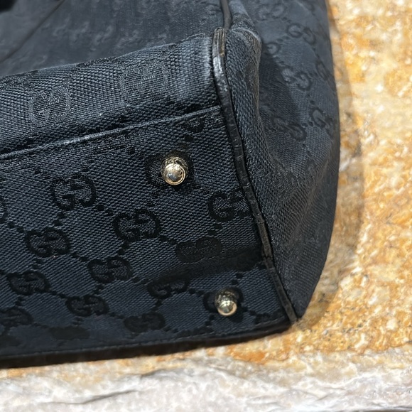 VINTAGE Gucci shoulder/tote bag with horsebit detail in VG used condition - Picture 11 of 15